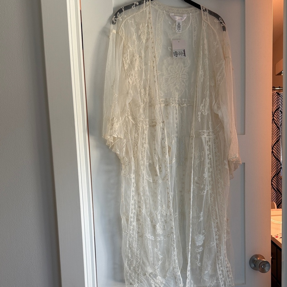 Elegant Sheer Lace Kimono